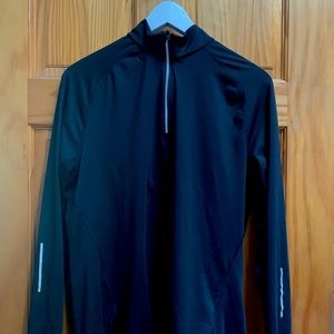 New Jogger top. Collar + Half zip Men’s L. Black